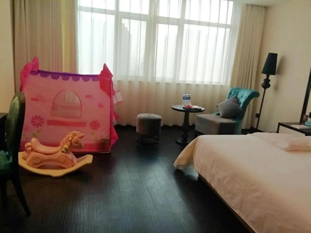 Xana Hotelle Zhengzhou Guoji Branch Hotel