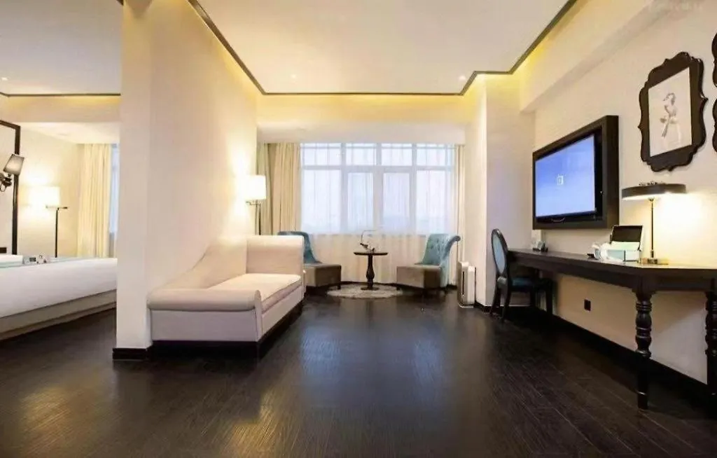 Xana Hotelle Zhengzhou Guoji Branch Hotel