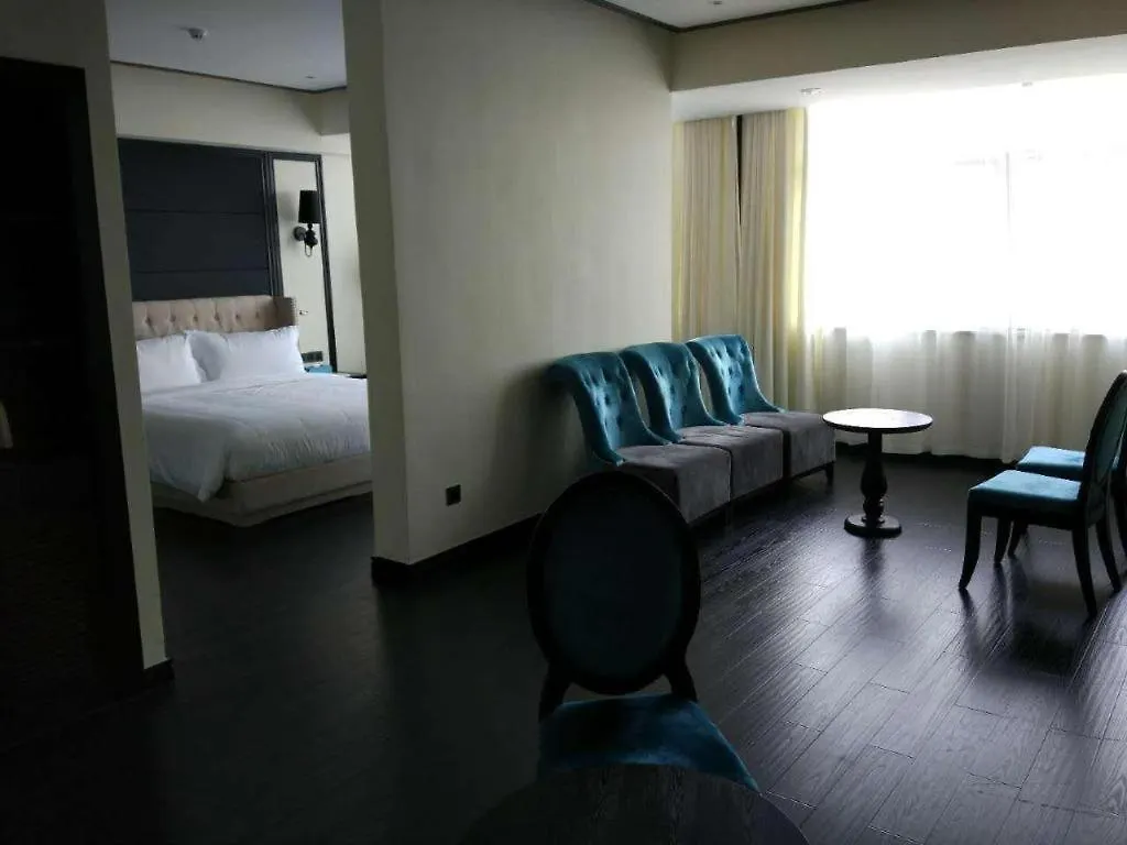 Xana Hotelle Zhengzhou Guoji Branch 3*,  Čína